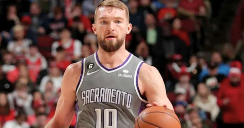 Domantas Sabonis Extends Double-Double Streak; Vucevic Dominates as Bulls Triumph