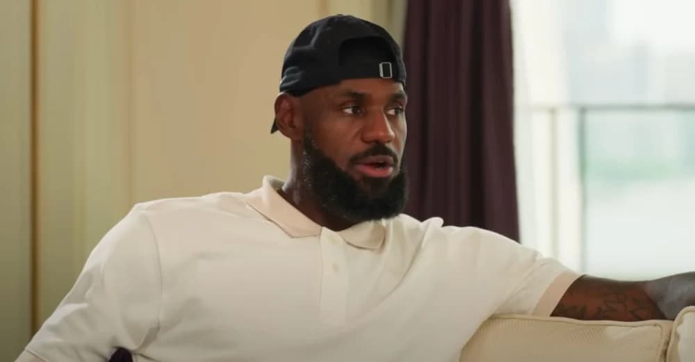 LeBron James Poised to Shake Up Basketball: New League Plans Ignite Intense Buzz