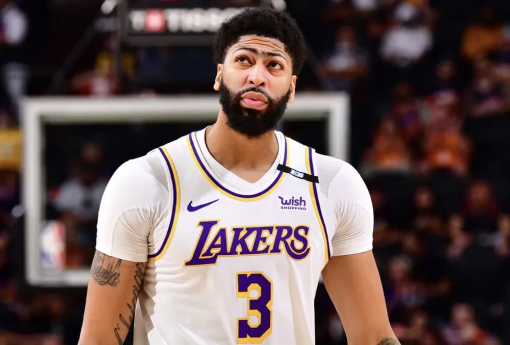 NBA Legend Conveys Harsh Message to Anthony Davis