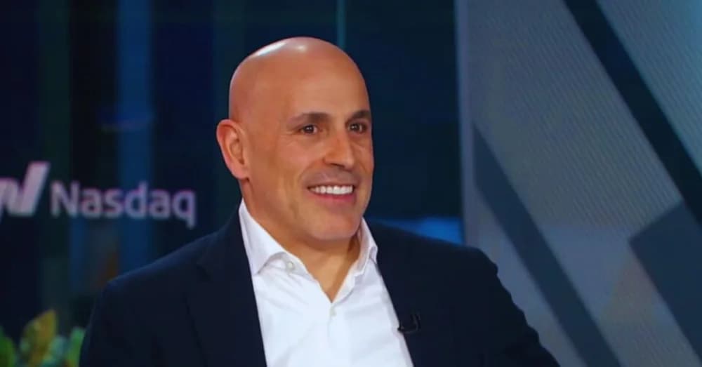 Rodriguez and Lore Fight for Treaty Signing With Timberwolves