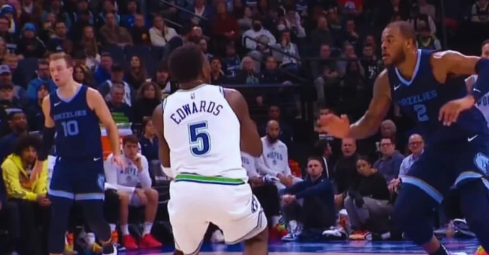 Anthony Edwards’ Risky Blackjack Strategy Exposed