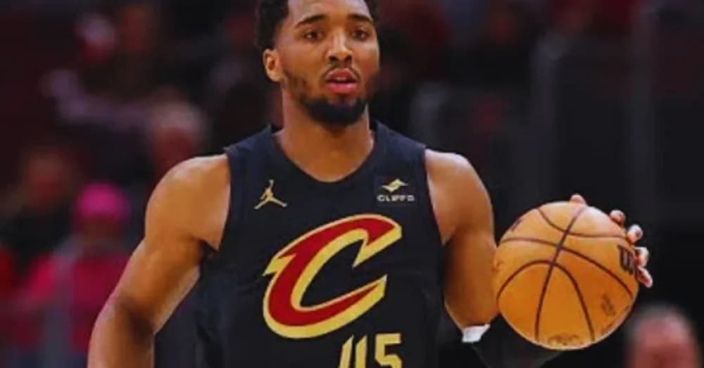 Cavaliers&#8217; Dilemma: Mitchell&#8217;s Future in Question