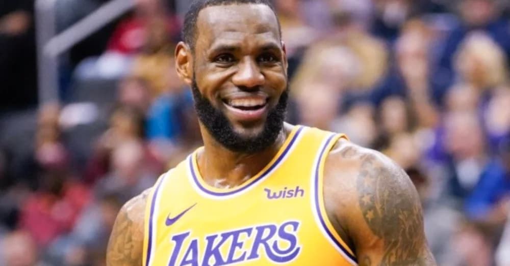 &#8220;Earned or Entitled?”: Fans React to LeBron’s Plea for Bronny James in Call of Duty