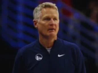 Steve Kerr’s Regretful Substitution Sparks Tough Decisions for Warriors’ Lineup