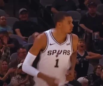 Spurs’ Devin Vassell Shines as Victor Wembanyama Shows Maturity in Ending Losing Streak