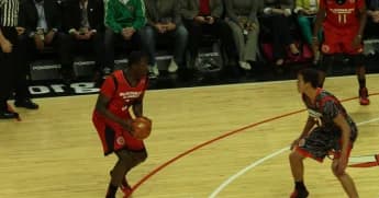 Julius Randle’s Wolves Debut Crushed by Lonzo’s Miraculous Return