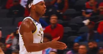 Hield’s Jaw-Dropping Shot Fuels Vegas Tournament Drama!