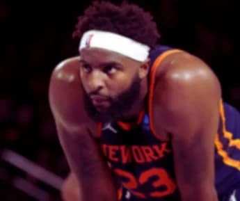 New York Knicks’ Mitchell Robinson: A Heartfelt Gesture Beyond the Court