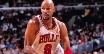 Ron Harper Claps Back at LeBron Fans: ‘Look at Rings Clown’ – The Truth About His Role with Michael Jordan’s Bulls