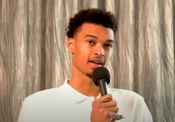 Victor Wembanyama’s Heartfelt Gesture Captures Fans’ Admiration