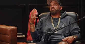 Carmelo Anthony Dismisses Curry’s Critics with a Jaw-Dropping Claim