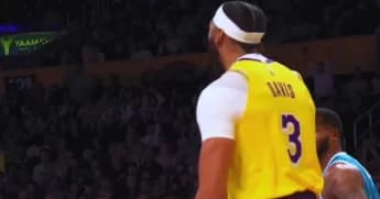 Lakers Fans Rally Behind Anthony Davis Amid DPOY Snub