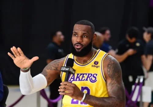 LeBron James to Skip Lakers’ Preseason Opener