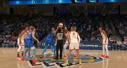 Connecticut Qualifies for the WNBA Finals after late comeback against Chicago Sky