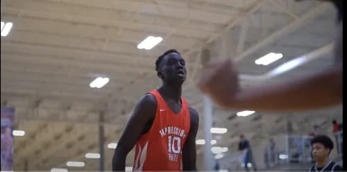 Taylor Bowen, a four-star centre, has committed to the Seminoles in basketball