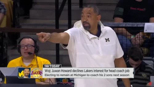 Juwan Howard decides to enter his fourth season at Michigan, changing his interest to coach Los Angeles Lakers
