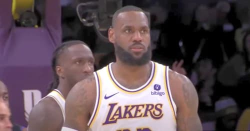 LeBron James Recommits to the Lakers