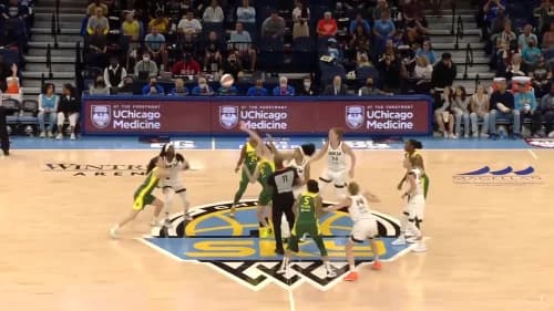 WNBA: Storm Sets a 37 Assist record to win over Sky