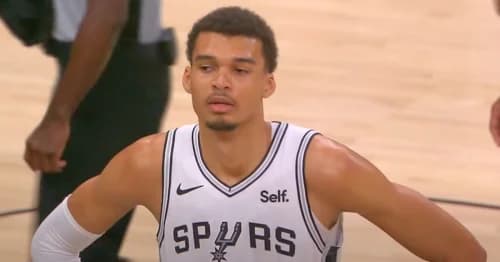 Victor Wembanyama’s Unconventional Travel to San Antonio After Injury