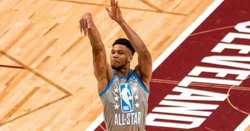 Milwaukee’s Dilemma: Can the Bucks Fix Their ‘Win Now’ Strategy?