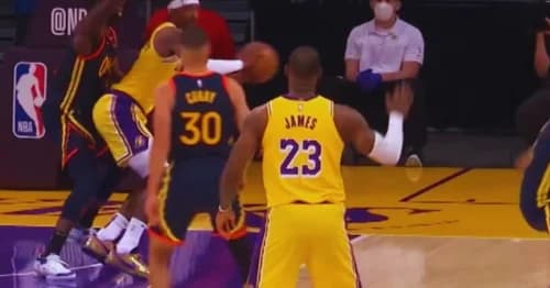 LeBron Signs $104 Million Contract to Stay with Lakers