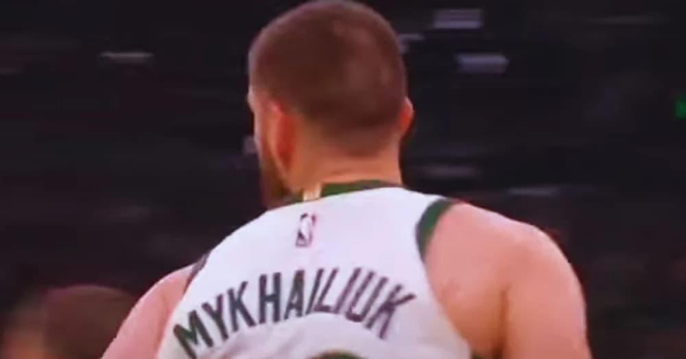 Lou Williams Questions Treatment of Jayson Tatum and Jaylen Brown in Olympics