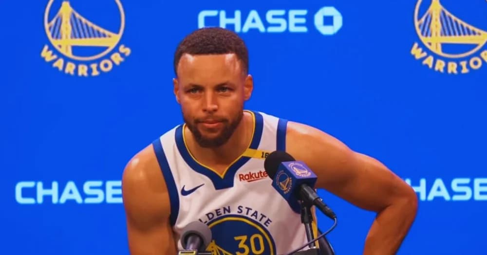 Can Curry Lead the Warriors Alone? Klay’s Absence Puts Him to the Test