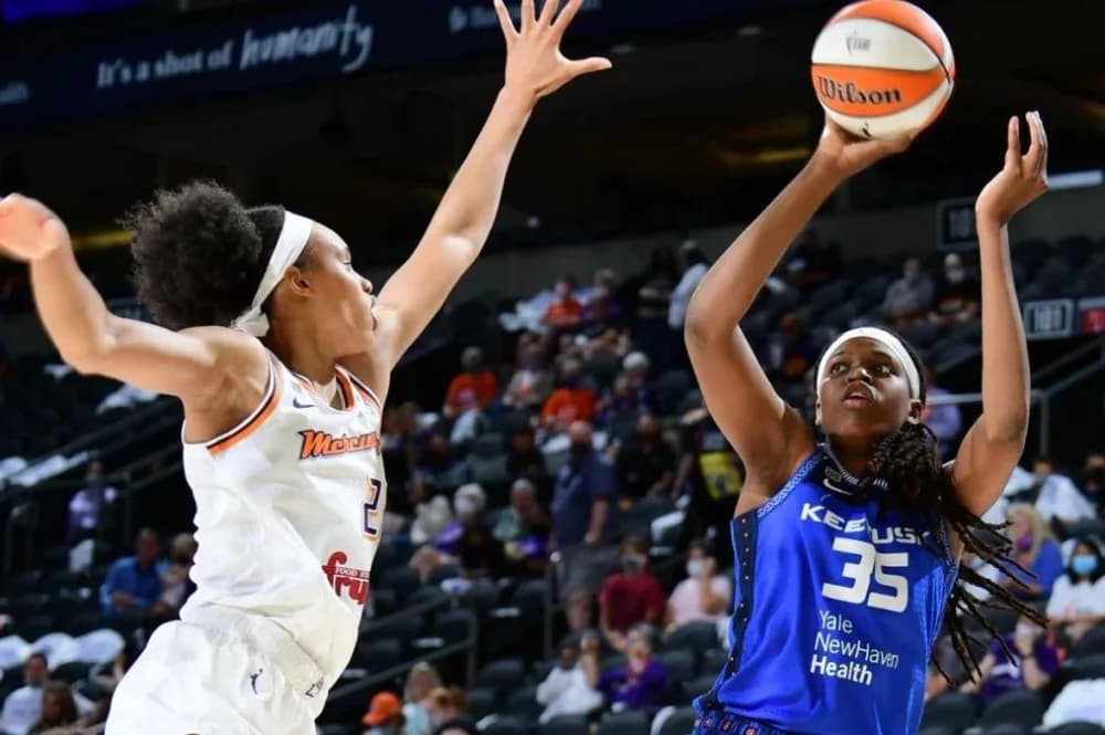 WNBA: Connecticut Sun Looks Confident to Dominate the Struggling Mercury