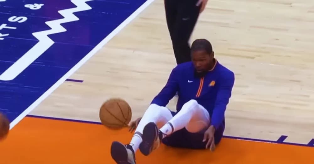 Kevin Durant’s injury Sidelined Against Warriors