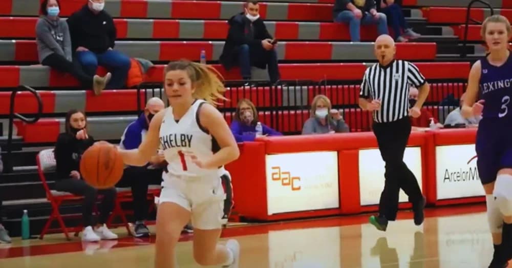 Christmas Comes Early for Shelby Whippets Girls Basketball Legend as Jersey Gets Retired