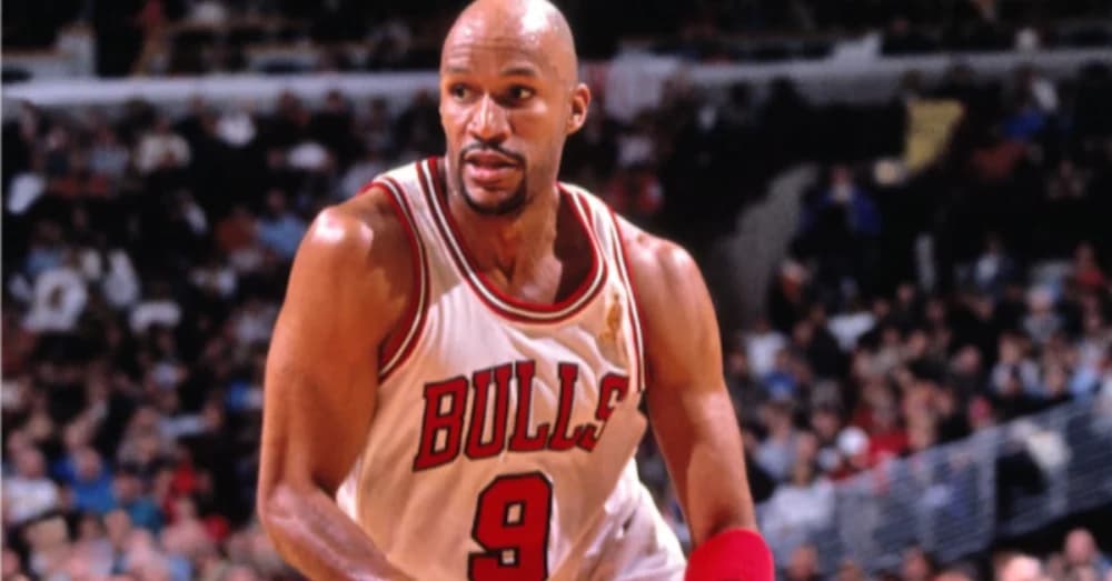 Ron Harper Claps Back at LeBron Fans: ‘Look at Rings Clown’ – The Truth About His Role with Michael Jordan’s Bulls