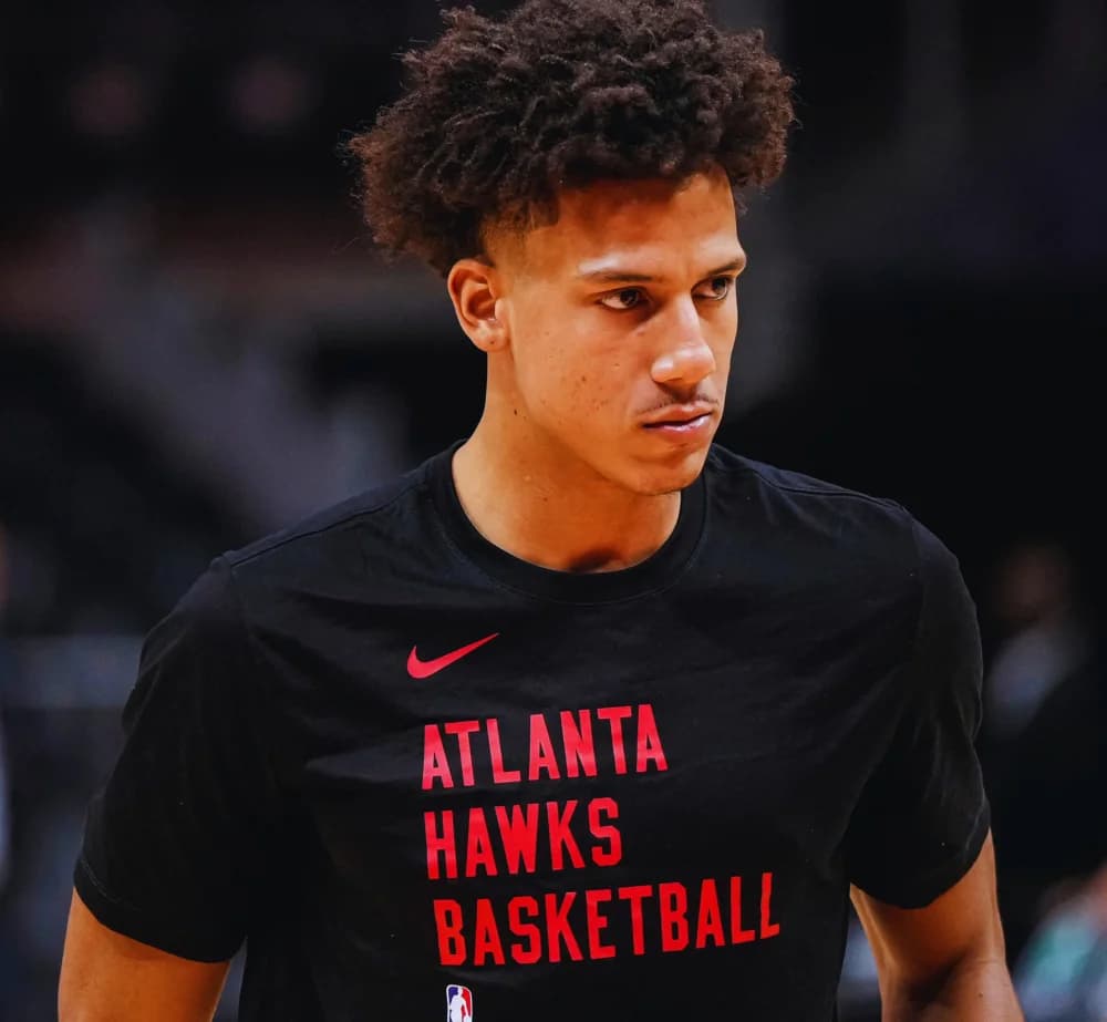 Trae Young’s Social Media Firestorm: Crossover, Captions, and Controversy after Hawks’ Close Win