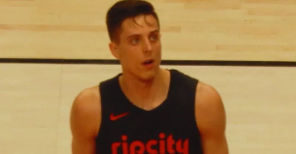 Zach Collins Of San Antonio Spurs Fined $35,000 for Obscene Gesture