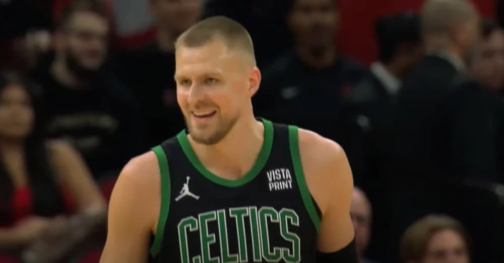 Kristaps Porzingis Dominates with 32 Points