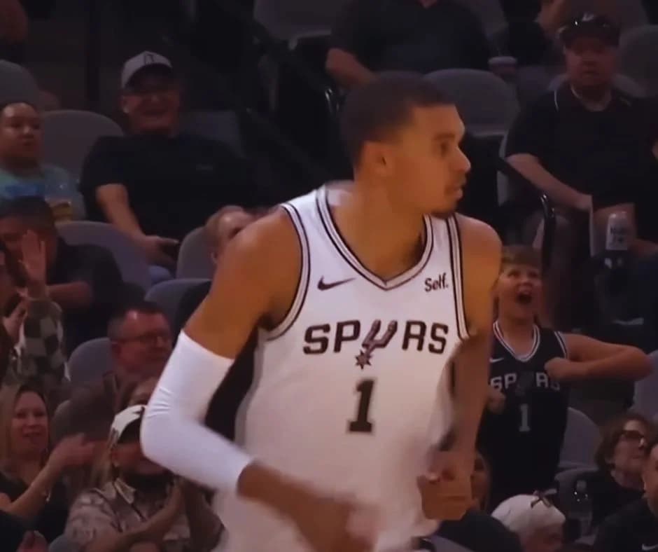 Spurs’ Devin Vassell Shines as Victor Wembanyama Shows Maturity in Ending Losing Streak