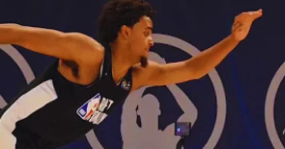 Fresh Start of Jeremiah Robinson-Earl with the Pelicans