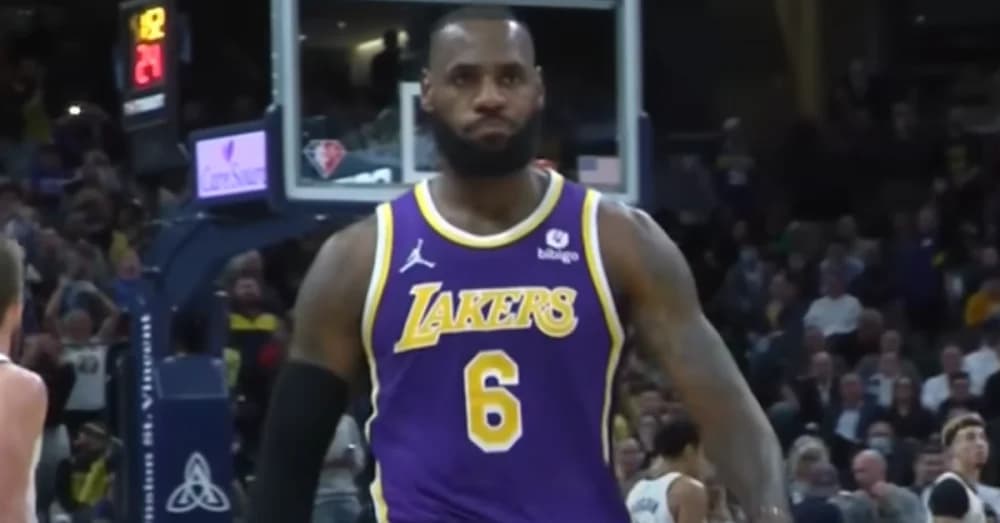 LeBron James Scoring 40k Career Points Milestone Amid Lakers’ Loss, Ignites Debate Over NBA Greatness